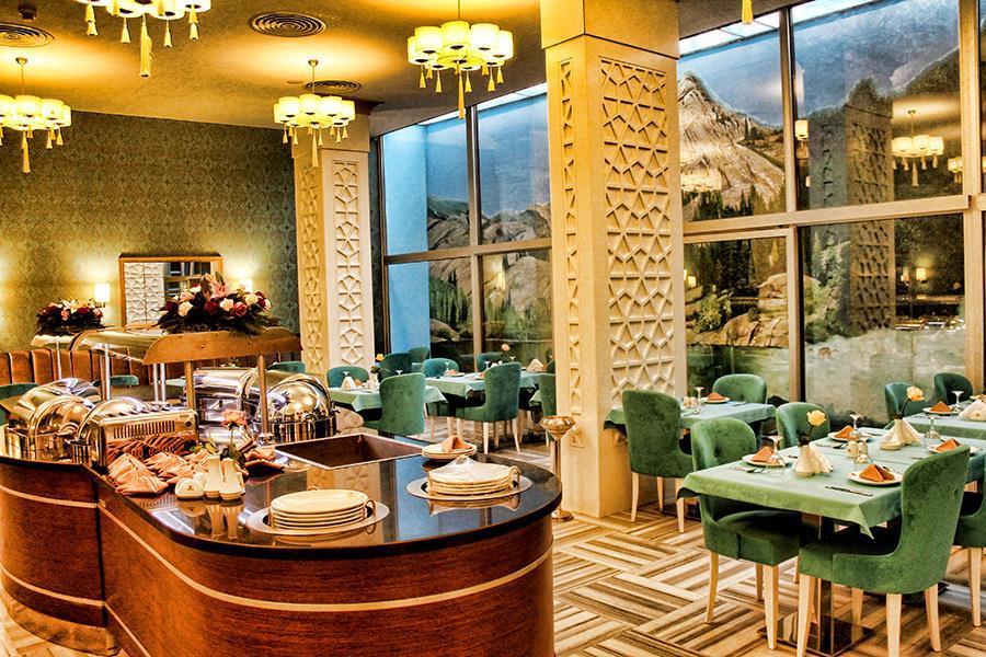 Shams Al-Basra Hotel Restoran fotoğraf